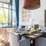 Elegant Mansion With Pools Ferienhaus Antoing