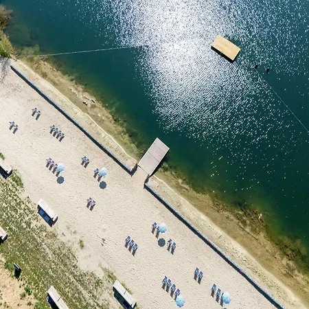 Elegant Mansion With Pools Casa vacanze